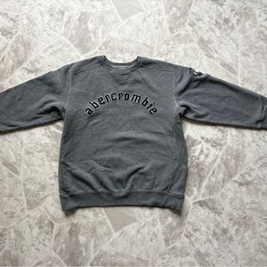 Abercrombie & Fitch Gray youth Sweater